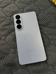 Samsung Galaxy S26 12/256Gb S9420 nano SIM + eSIM Голубой — фото покупателя