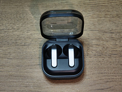 Беспроводные наушники Samsung Galaxy Buds 4, Black — фото покупателя