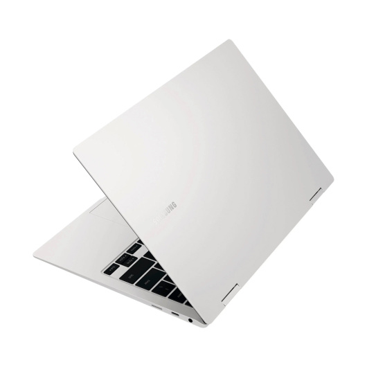 Ноутбук Samsung Galaxy Book2 Pro 360 13 (13.3, i5, Intel Iris Xe Graphics,16ГБ/512ГБ ) Серебристый